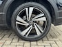 Volkswagen T-Roc 1.0 TSI R-Line * Panorama * Adaptieve Cruise Control * Carplay *