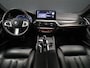 BMW 5-Serie Touring 530e High Executive M Sport [TREKHAAK UITKLAPBAAR, SCHUIFKANTELDAK, MEMORY SEATS, ADAPTIVE CRUISE CONTROL, APPLE CARPLAY, ANDROID AUTO, HARMAN/KARDON, HUD, 360 CAMERA, NIEUWSTAAT]