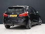 BMW 2-Serie Active Tourer 218i High Executive M Sport [TREKHAAK, HARMAN/KARDON, CRUISE CONTROL, BLUETOOTH TELEFOON, HUD, ACHTERUITRIJCAMERA, PDC V+A, BMW LED, NIEUWSTAAT]
