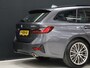BMW 3-Serie Touring 320e Business Edition Plus M Sport [SCHUIFKANTELDAK, APPLE CARPLAY, ANDROID AUTO, CRUISE CONTROL, PDC V+A, BMW LED, STOELVERWARMING, NIEUWSTAAT]