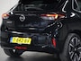Opel Corsa-e Level 3 50kWh 136PK | 1ste eigenaar | ACCURAPPORT 96% | AppleCarPlay/AndroidAuto | Armsteun | Stoel/StuurVerwarming | Winterpakket | LEER/Stof | 17"LMV | Parkeersensoren | LED | AUTOMAAT | Isofix | Privacy Glass | Warmtepomp | LM Velgen |