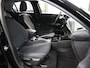Opel Corsa-e Level 3 50kWh 136PK | 1ste eigenaar | ACCURAPPORT 96% | AppleCarPlay/AndroidAuto | Armsteun | Stoel/StuurVerwarming | Winterpakket | LEER/Stof | 17"LMV | Parkeersensoren | LED | AUTOMAAT | Isofix | Privacy Glass | Warmtepomp | LM Velgen |