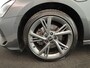 Audi A3 Sportback 40 TFSI e S edition 204 pk S-tronic | Navigatie | Panoramadak | Parkeersensoren (Park assist) | Adaptieve cruise control | Stoelverwarming | S-Line |