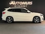 BMW X1 XDrive25e High Executive Edition M Pano/ H&K/ Leder/ Memoryseats/ HeadUp/ Trekhaak/ Camera/ 19"