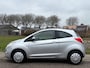 Ford Ka 1.2 Titanium Airco Electric pakket Audio/CD Colorpakket Deelbare achterbank ABS Getint glas Dealeronderhoud Nieuwe Apk!