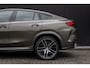 BMW X6 xDrive40i High Executive HUD | H&K | Pano | Luchtvering | 360 Camera | Stuurverwarming | Memory seats | Trekhaak | Adapt. Cruise Control + Zelfsturende functie