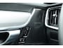 Volvo V90 2.0 T6 Plug-in hybrid AWD Plus Dark | S/K-dak | Harman/Kardon | Elek. trekhaak | Memory | HUD | 360*+PDC | Stuur-Stoelverw. | Elek. Klep | 20'' V