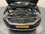 Volkswagen T-Roc 1.5 TSi Sport Automaat-Trekhaak-Navigatie-Carplay-Camera-Clima-Adapt.Cr.contr-Stoel/Stuurverwarming-Parkeersensoren-Lm17''velgen-Virtual