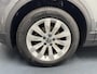 Volkswagen T-Roc 1.5 TSi Sport Automaat-Trekhaak-Navigatie-Carplay-Camera-Clima-Adapt.Cr.contr-Stoel/Stuurverwarming-Parkeersensoren-Lm17''velgen-Virtual