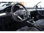 Volkswagen Passat 1.5 TSI Elegance 1e Eig. NAP DAB ACC Virtual cockpit Navi Clima Apple-carplay Sportstoelen Leder-alcantara Stoelverwarming PDC-v+a