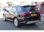 Mitsubishi Outlander 2.4 PHEV Instyle. schuifdak. camera. luxe leder. stoelverwarming.