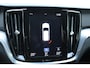 Volvo V60 T5 Automaat Momentum | Keyless Entry| Parkeersensoren voor + achter | Apple Carplay / Android Auto | Navigatie | Dealeronderhouden | Cruise Control | Privacy Glass | 18" Lichtmetalen Velgen