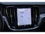 Volvo V60 T6 Plug-in hybrid AWD Plus Dark | Semi Elektrische Trekhaak | Adaptieve Cruise Control | BLIS | Elektrische verstelbare voorstoelen | Verwarmbare voorstoelen en stuurwiel | 360 graden camera |