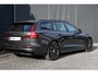 Volvo V60 T6 Plug-in hybrid AWD Plus Dark | Semi Elektrische Trekhaak | Adaptieve Cruise Control | BLIS | Elektrische verstelbare voorstoelen | Verwarmbare voorstoelen en stuurwiel | 360 graden camera |