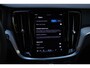 Volvo V60 T6 Plug-in hybrid AWD Plus Dark | Semi Elektrische Trekhaak | Adaptieve Cruise Control | BLIS | Elektrische verstelbare voorstoelen | Verwarmbare voorstoelen en stuurwiel | 360 graden camera |