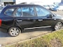 Kia Carens 2.0 CVVT X-ecutive