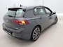 Volkswagen Golf 1.0 eTSI Life 110 PK| Stoelverwarming | Stuurwielverwarming | Parkeersensoren Voor & Achter | Keyless Access | Sfeerverlichting