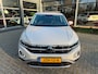 Volkswagen T-Roc 1.5 TSI Style camera- stoel en stuurverwarming