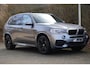 BMW X5 xDrive30d M-Sportpakket I Pano I Adaptief M-onderstel I Comfortzetels I Memory I Elektrische trekhaak I Stoelverwarming I Shadowline I Etc.