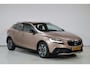 Volvo V40 Cross Country 2.0 T3 Momentum | Dealer Onderhoud | Nieuwe DB-Riem