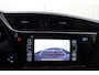 Toyota Auris 1.8 Hybrid Executive | Trekhaak | Navigatie | Stoelverwarming | Keyless Entry | Led Verlichting |