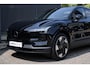 Volvo EX30 Single Motor Extended Range Plus 69 kWh | Harman Kardon Premium Audio | Keyless Entry | Adaptieve cruise control | Achteruitrijcamera | Parkeersensoren Voor en Achter | Donker Getint Glas | Pilot Assist |