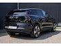 Volvo EX30 Single Motor Extended Range Plus 69 kWh | Harman Kardon Premium Audio | Keyless Entry | Adaptieve cruise control | Achteruitrijcamera | Parkeersensoren Voor en Achter | Donker Getint Glas | Pilot Assist |