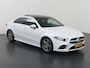 Mercedes-Benz A-klasse 180 Business Solution AMG | Panoramadak | Achteruitrijcamera | Apple Carplay | Stoelverwarming | Getint glas |