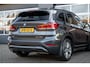 BMW X1 25e xDrive | Sport Line | Panorama | Stoelverwarming | H/K | Keyless | HUD | ACC | Adap. Led | Camera | 18' inch |