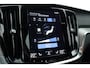 Volvo V60 T8 Recharge R-Design | long range  | Pilot Assist | H&K Audio | Stoel- Stuurverw. | Elek. Trekhaak | Nav + CarPlay