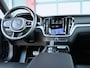 Volvo V60 2.0 T6 Recharge AWD R-Design | Pano | Leder | Memory | 360 | Stoelverwarming Voor&Achter | Stoelventilatie | Harmon Kardon | Stuurwielverwarming | Zwenkbare trekhaak | Carplay | Ambient | Led | 19'' | ACC | Lane Assist | Keyless