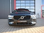 Volvo V60 2.0 T6 Recharge AWD R-Design | Pano | Leder | Memory | 360 | Stoelverwarming Voor&Achter | Stoelventilatie | Harmon Kardon | Stuurwielverwarming | Zwenkbare trekhaak | Carplay | Ambient | Led | 19'' | ACC | Lane Assist | Keyless