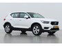 Volvo XC40 T4 Momentum | 190Pk! | Stoelverwarming | Elektrische Achterklep | Trekhaak | DAB