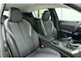 Peugeot 308 1.2T 130pk Allure | Achteruitrijcamera | Apple carplay | Electronic climate control | Navigatiesysteem |