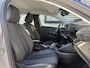 Peugeot 208 1.2 PureTech Allure 2e Eigenaar|Adap-cruise|Clima|Camera|Trekhaak|Carplay|PDC V+A|D-riem vv in 2023|N.A.P|APK tot 07-2026