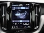 Volvo XC60 2.0 T6 Plug-in hybrid AWD Plus Dark | Automaat | Trekhaak | Panorama dak | Achterbank verwarming | Stoel/Stuur verwarming | Virtual cockpit | Memory seat | Leder | Camera | Apple carplay