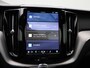 Volvo XC60 2.0 T6 Plug-in hybrid AWD Plus Dark | Automaat | Apple Carplay / Android Auto | Navigatie | Trekhaak | Panoramadak | Memory Seats | Stoel-Stuurverwaming | Achterbank verwarmd | Elektrische Achterklep | Half-Leder | Climate Control | Camera | Lichtmetalen Velgen |
