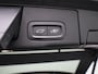 Volvo XC60 2.0 T6 Plug-in hybrid AWD Plus Dark | Automaat | Trekhaak | Panorama dak | Achterbank verwarming | Stoel/Stuur verwarming | Virtual cockpit | Memory seat | Leder | Camera | Apple carplay