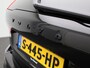 Volvo XC60 2.0 T6 Plug-in hybrid AWD Plus Dark | Automaat | Apple Carplay / Android Auto | Navigatie | Trekhaak | Panoramadak | Memory Seats | Stoel-Stuurverwaming | Achterbank verwarmd | Elektrische Achterklep | Half-Leder | Climate Control | Camera | Lichtmetalen Velgen |