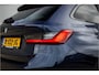 BMW 3-Serie Touring 320i Sportline Panorama / Camera / Individual / HiFi /