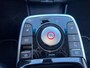 Kia Niro EV e-Niro DynamicPlusLine 64 kWh 100 % SOH | RESTERENDE FABRIEKSGARANTIE | NAVIGATIE | OPEN DAK | STOEL & STUURVERWARMING | 1E EIG | TREKHAAK