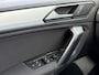 Volkswagen Tiguan 1.5 TSI. FACELIFT TREKHAAK NAVI AIRCO CRUISE STOELVERWARMING LMV