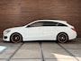 Mercedes-Benz CLA Shooting Brake 200 AMG OrangeArt Night Edition | Exclusive-pakket | PANO | Ambient | Parkeerhulp |
