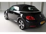 Volkswagen Beetle Cabriolet 1.2 TSI Design BlueMotion Navigatie | Dodehoekassistent | Stoelverwarming | 18" Velgen