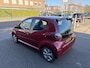 Toyota Aygo 1.0-12V Aspiration Red Arico Inruilauto’s tegen vaste prijzen. Voor meer info: 0638140850 Bij de verkoop van gebruikte voertuigen door CD-Cars wordt geen standaard garantie verstrekt. De koper aanvaardt het voertuig in de staat waarin het zich bevindt op het moment van aankoop