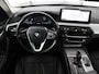 BMW 5-Serie 530e Executive | Leder | Trekhaak | Stoelverwarming | Live Cockpit | Carplay | Achterbankverwarming | Navigatie | Parkeerhulp |