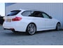 BMW 3-Serie Touring 320i M Sport Shadow Executive | Incl. 12 maanden garantie | 100% onderhouden | Head-up display | Cruise control | stoelverwarming | Navigatie | Parkeersensoren | Climate control |