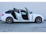 BMW 3-Serie Touring 320i M Sport Shadow Executive | Incl. 12 maanden garantie | 100% onderhouden | Head-up display | Cruise control | stoelverwarming | Navigatie | Parkeersensoren | Climate control |