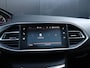 Peugeot 308 1.2 PureTech Blue Lease Executive | PANO | PDC | CRUISE | NAVI |