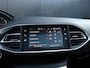 Peugeot 308 1.2 PureTech Blue Lease Executive | PANO | PDC | CRUISE | NAVI |